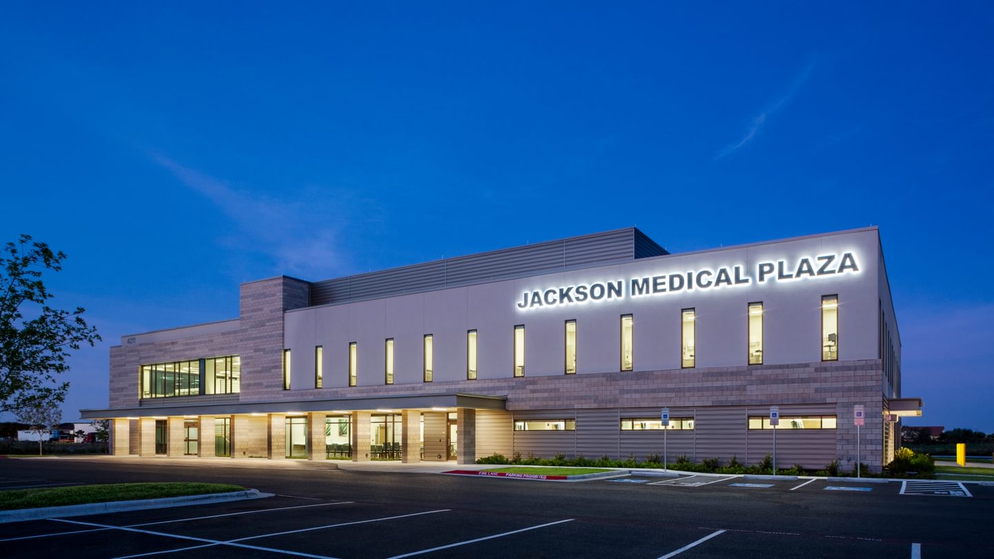 Jackson Medical Plaza Medical Office Building and Ambulatory Surgery Center
