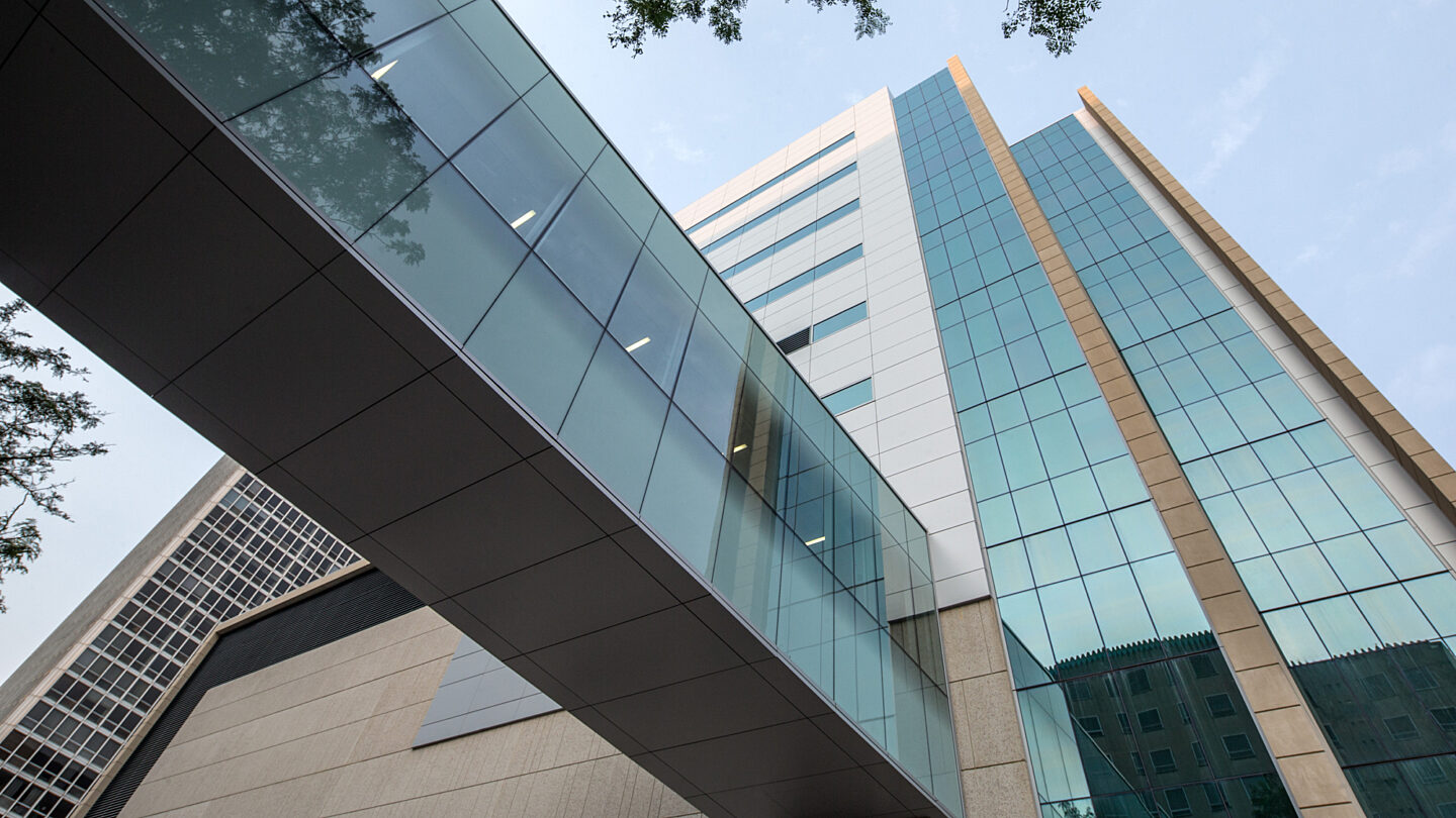 Ambulatory Care Center and Medical Office Building Development Skywalk Chicago, Illinois