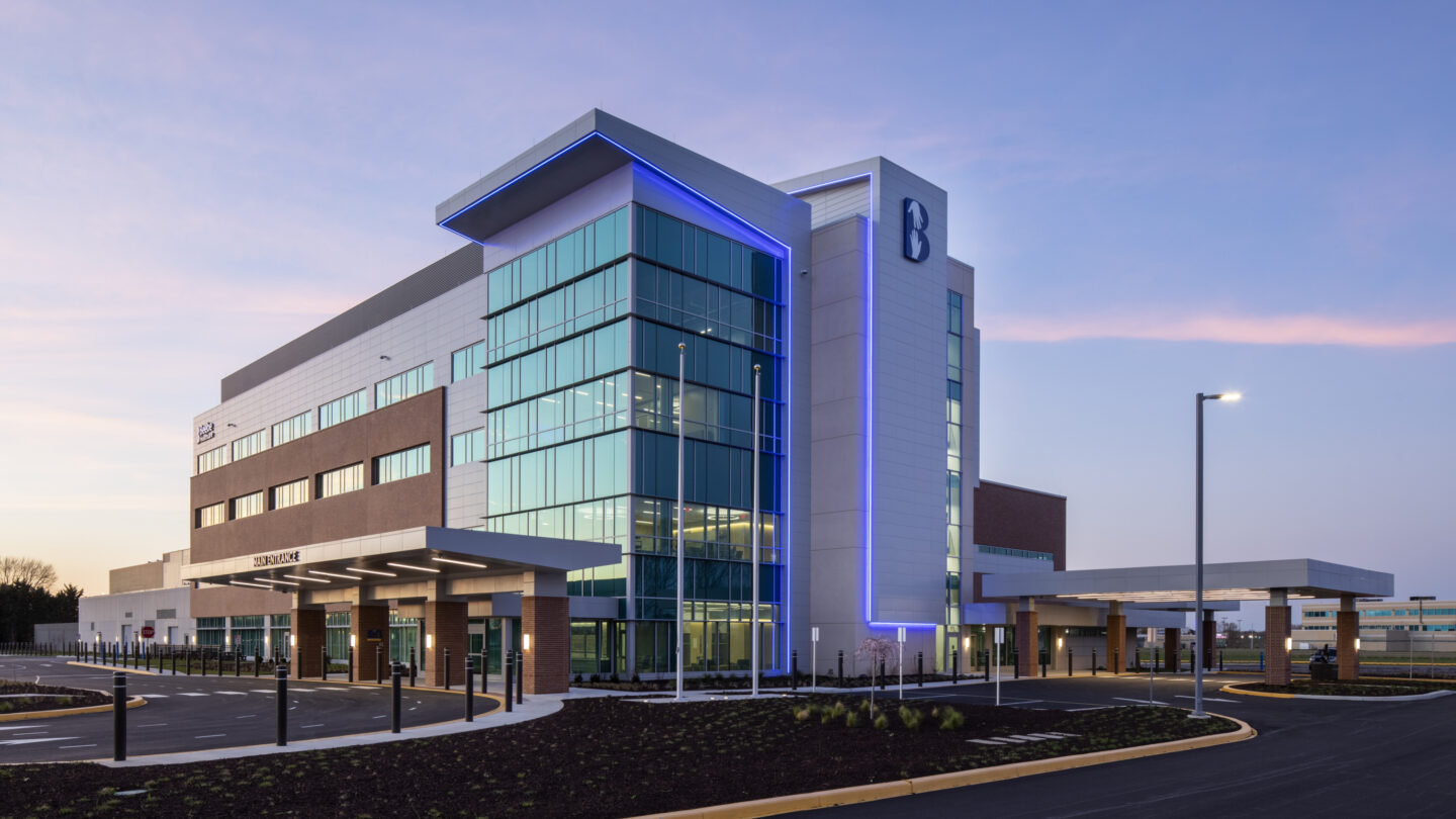 Uniatowski041222 1226