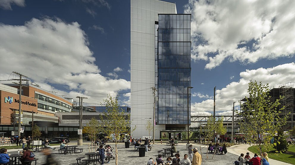 MetroHealth Glick Center Exterior HGA Cleveland Ohio
